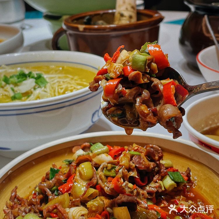 好吃的湘菜苗子佬先天下开了新店❗️