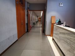 -艳阳天(万达广场红标店)