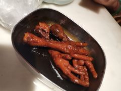 弄堂里的卤鸡爪-弄堂里(西溪龙湖天街店)