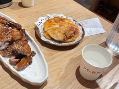 手工牛肉饼-川堂风·跷脚牛肉·乐山爆炒(宝山日月光店)