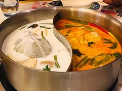 鸳鸯锅底-樾餐厅泰式海鲜火锅(民歌湖店)