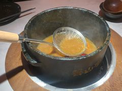 -芸山季·云南山珍菌火锅(人民广场来福士店)