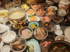 -半岛翡丽海鲜自助餐厅(观风亭店)