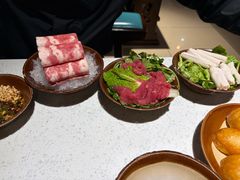 -贵府酸汤牛肉火锅·贵州老字号(飞山街店)
