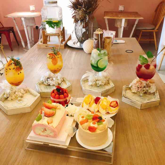 fivecake五克拉甜品-"五克拉搬到清溪路后第一次过去了,在一群联.