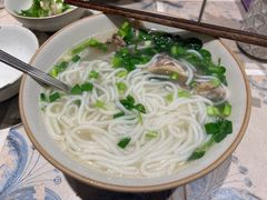-粉八·云南米线·建水烧烤(常熟路店)