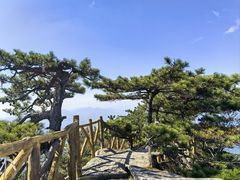 -罗田薄刀峰风景区