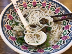-鑫花溪牛肉米粉(人民广场店)
