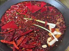 -黄潇洒老火锅(九眼桥宏济巷店)