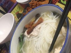 -桥香园云南过桥米线(金马碧鸡店)