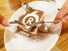 -城市大道红炉披萨烘焙坊