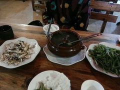 -小锅巴纳西餐厅