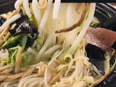 -丽虹云南过桥米线(兴工街店)
