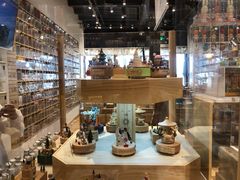 -猫的天空之城概念书店(杭州南宋御街店)