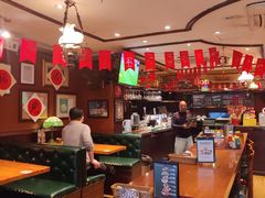 -Hooley's活利仕西餐厅(珠江新城店)