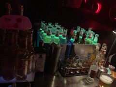 -简奥斯汀·赫本酒吧