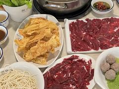 -唔品潮汕自助牛肉火锅(洪文店)