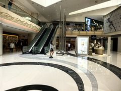 -香港ELEMENTS圆方