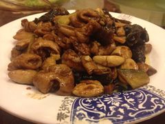 腊八蒜溜肥肠-东四民芳餐厅(世茂工三店)