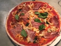 -Pizza Express(机场T1店)