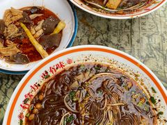 -钟方模白家肥肠粉(春熙店)