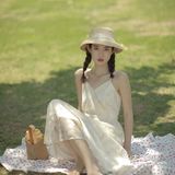 电影《情人》的女主角既视感