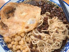豌豆杂酱面-渝之汇牛肉豌杂面
