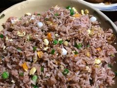 -Cuc Gach Quan Restaurant
