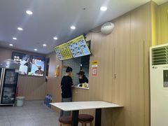 -杨铭宇黄焖鸡米饭(光谷APP广场店)