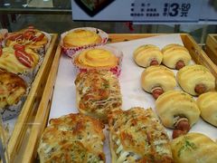 -华荣西饼屋(金禧店)
