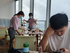 -瑰丽酒店·海吧·天际下午茶·现场DJ·天台酒吧