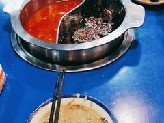 -马路边边串串香(延庆环球新意广场店)