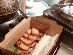 茴香碳烤花猪肉-佬麻雀·剁椒鱼头(京基KK One店)