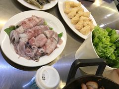 -胡须佬鸡煲四季火锅店(石厦西村直营店)