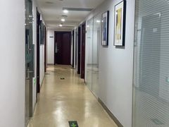 -瑞尔齿科(东方广场诊所)