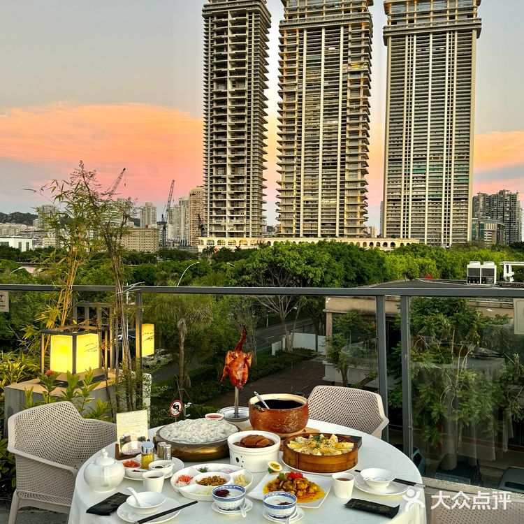 厦门！！帝景苑晚霞下的天台晚餐