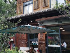 -蓝壁虎咖啡酒馆