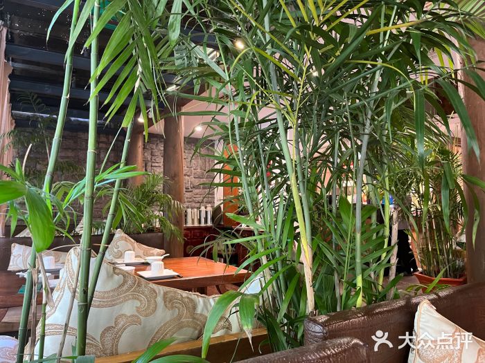 山外山·林语花园餐厅图片