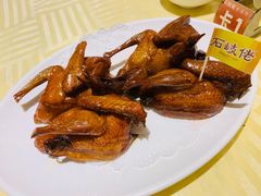 招牌烤乳鸽-石岐佬中山菜馆(张溪店)