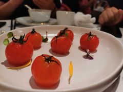 番茄脆菇沙拉-东富酒家(龙湖西溪天街店)