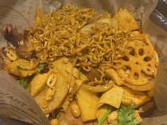 -红渡小香·牛肉麻辣香锅(车站南路店)