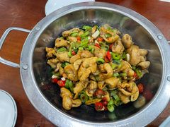 -湖南人家湘菜馆(镇江路店)