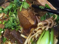 -李先生牛肉面大王(上海站南广场店)