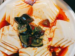 皮蛋豆腐-胖哥俩肉蟹煲(龙德广场店)