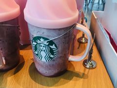 -星巴克(前滩世贸中心店)
