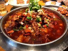 香辣牛筋头巴脑锅-95号酱骨·一块豆腐(展春园西路店)