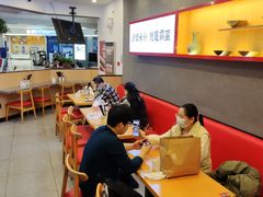 大堂-霸蛮湖南米粉(亦庄力宝华联店)