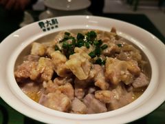 香芋蒸排骨-费大厨辣椒炒肉(太平老街店)