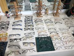 -肆兮眼镜·蔡司·徕卡战略合作店(大坪店)