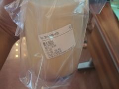 熊丸撞奶-兰熊鲜奶(西直门凯德mall店)